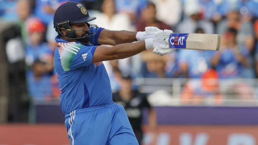 চ্যাম্পিয়ন্স ট্রফি ফাইনাল: মাঝারি লক্ষ্যে উড়ন্ত শুরু ভারতের